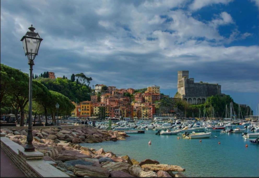 Casa Sofia La Spezia Apartment Luaran gambar